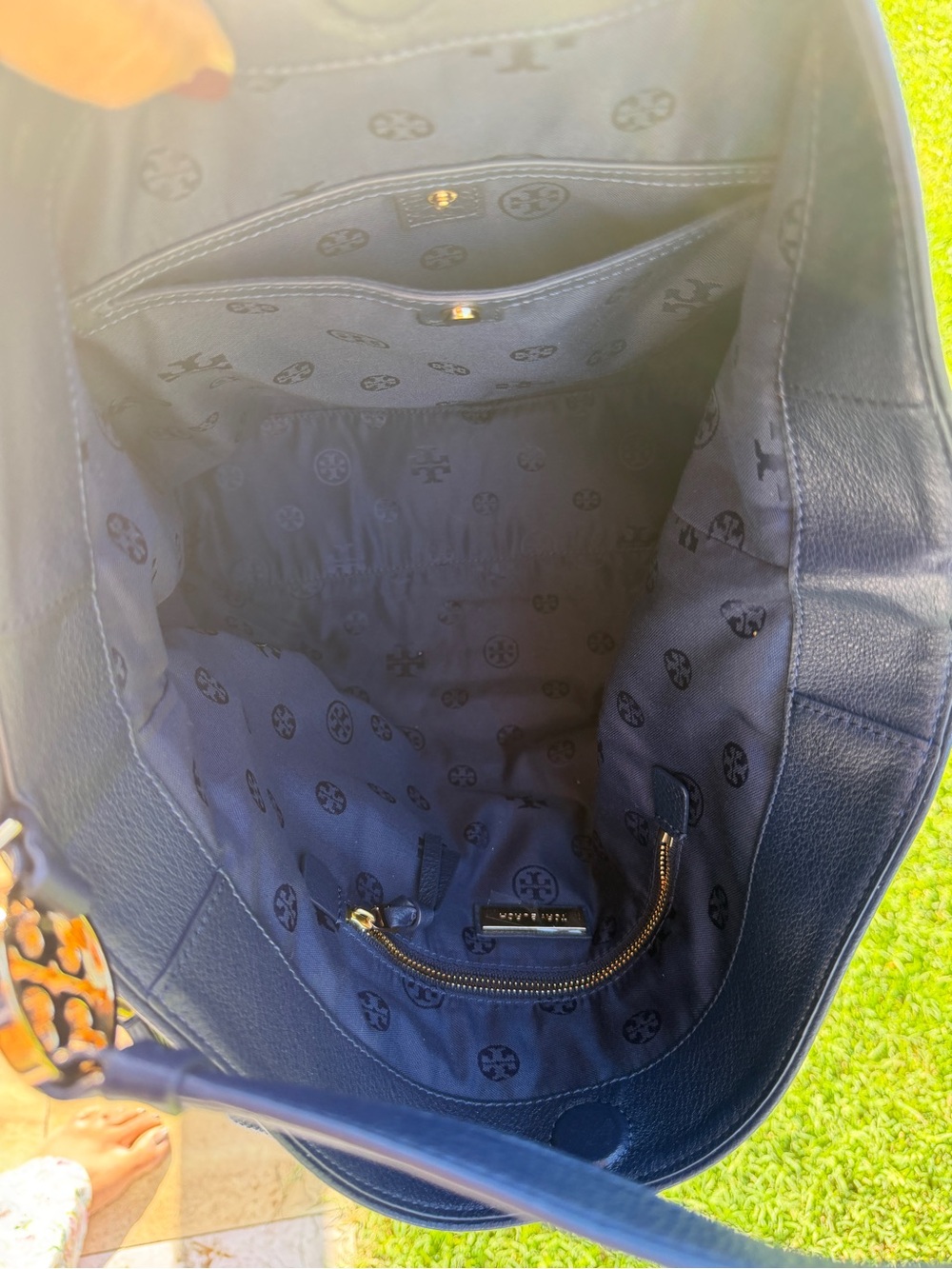 Tory Burch Navy White Red Stripe Leather Hobo Bag - Picture 10 of 13